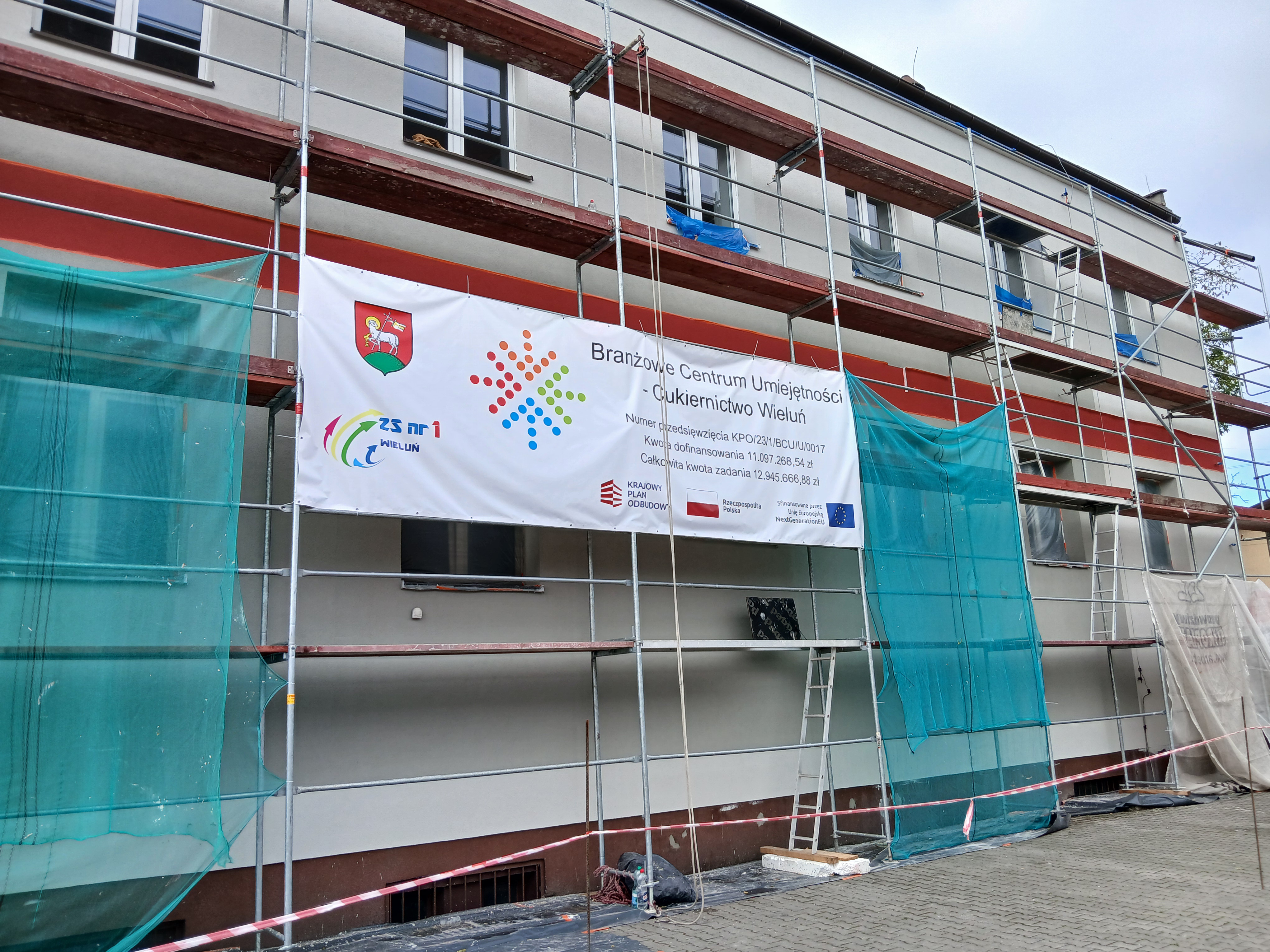 Zmieniamy się również z zewnątrz